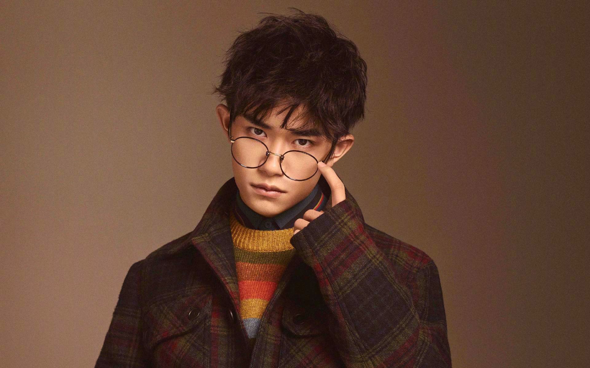 爱游戏在线登录入口-季后赛热点：哪些球队最可能成为“黑马”？，参加季后赛最多的球员